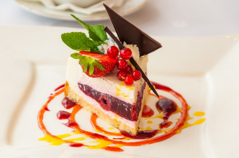 boulangerie-SIX FOURS LES PLAGES-min_the_cake_dessert_eating_bun_colorful_sweet_dish_taste_cake_with_cream-941034
